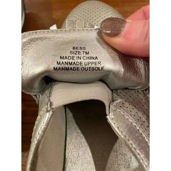 Coconuts by Matisse Women's Bess Silver Metallic Chain Perforated Loafers, 7 - Picture 10 of 12